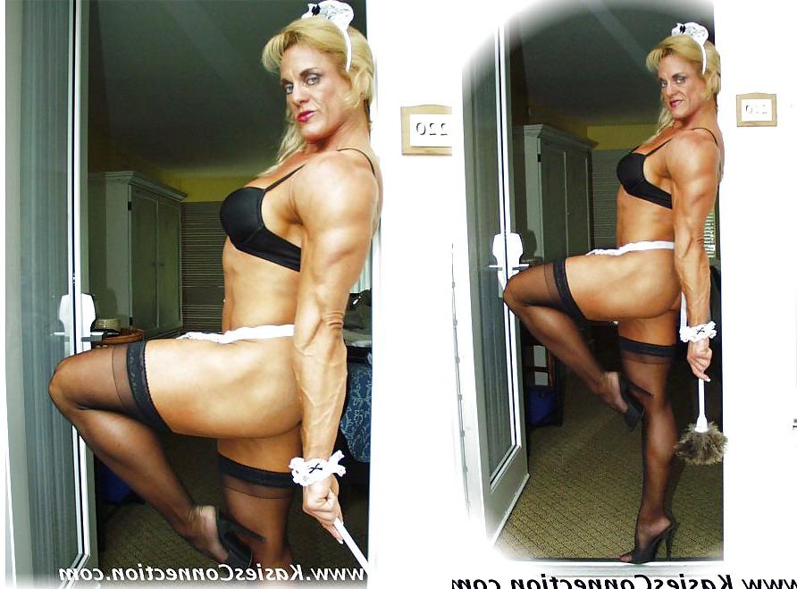 25P Female bodybuilders in stocking e high heels II