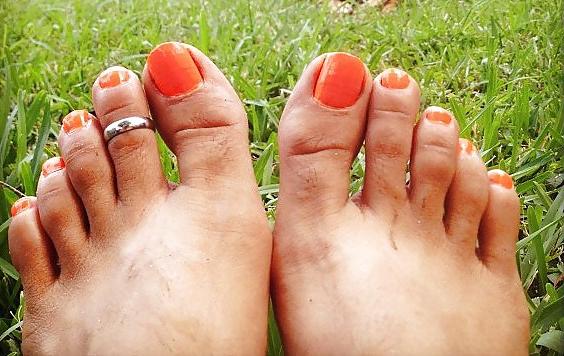 4P My Pretty Toes For Foot Lovers