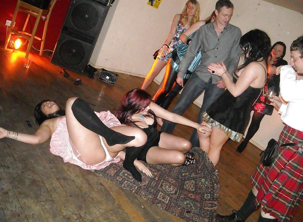 25P Party voyeur 2
