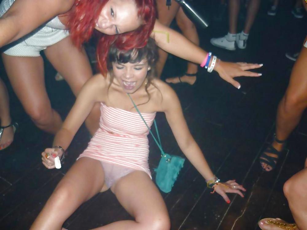 25P Party voyeur 2