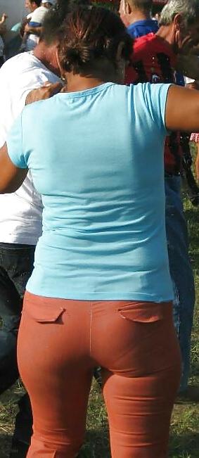 21P Sexy ass matures romanian