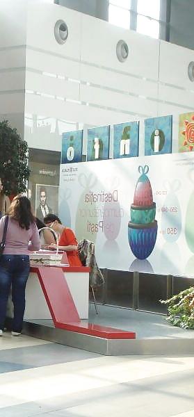 14P Spy shopping old + young romanian
