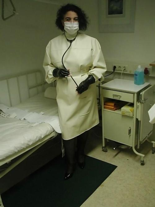 25P Medical fetichism