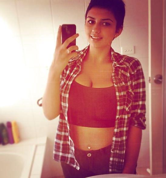 25P New busty teen 1
