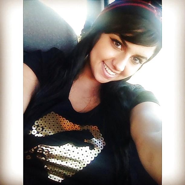 25P New busty teen 1
