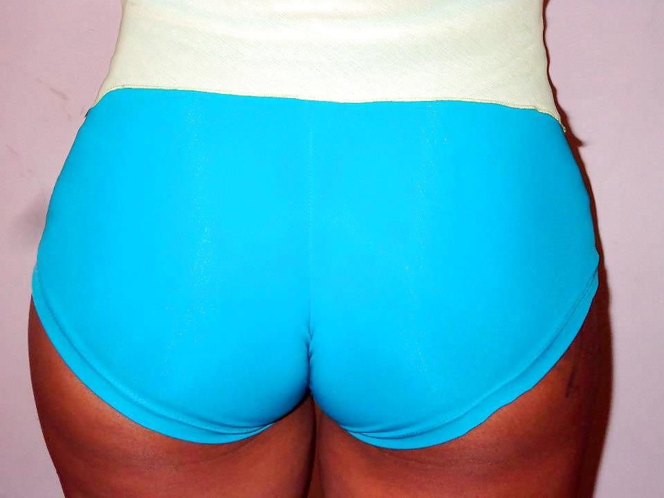 4P Cameltoe &Big Ass
