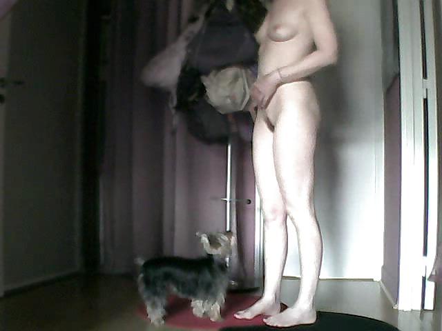 25P Wife On Hidden Cam