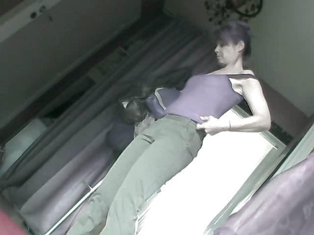 25P Wife On Hidden Cam