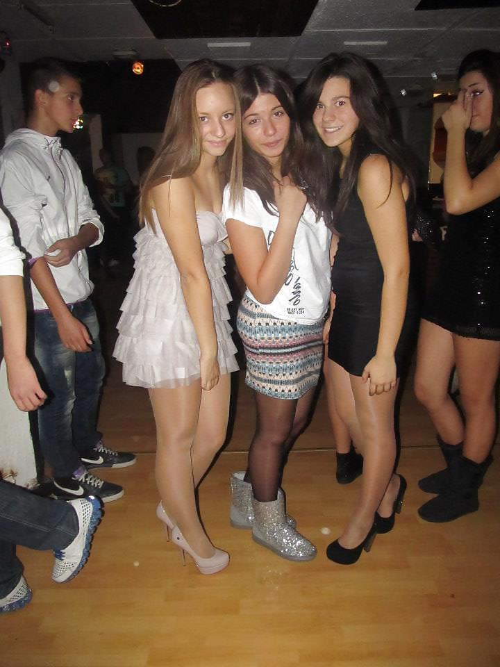 25P Serbian teens in pantyhose