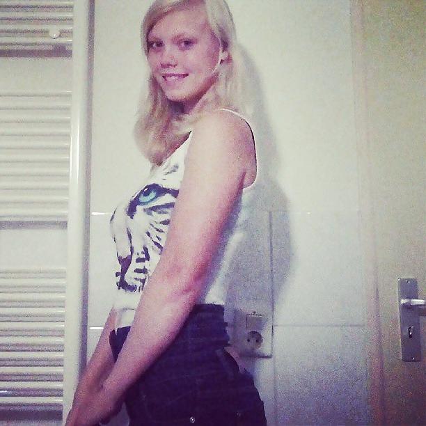 25P Dutch slut 60