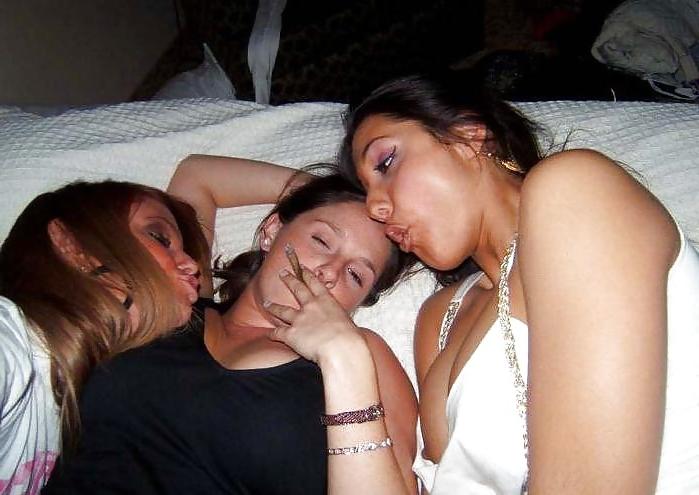 25P FRIDAY NIGHT IS PARTY NIGHT!