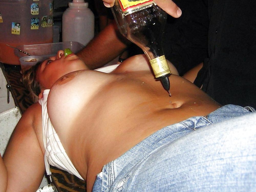 25P FRIDAY NIGHT IS PARTY NIGHT!