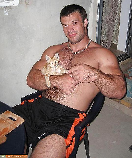 25P Funny Real Men by SLAVE2PUSSY