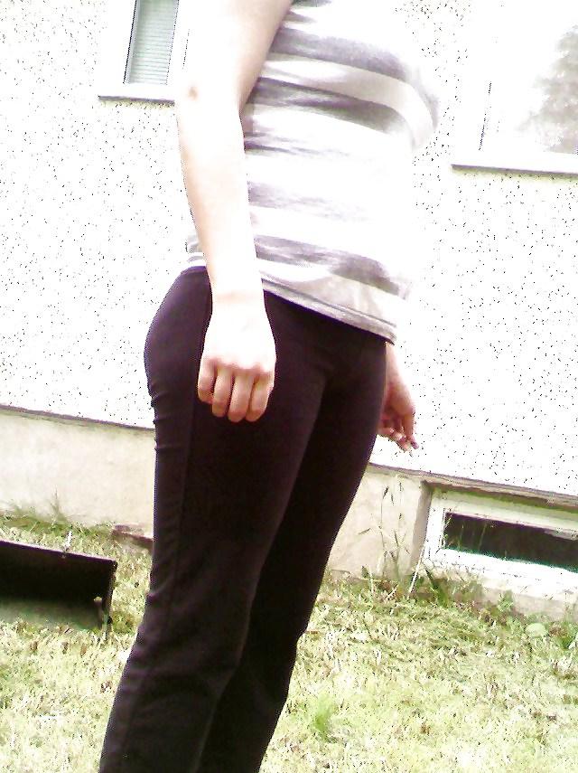 16P Sexy native chick