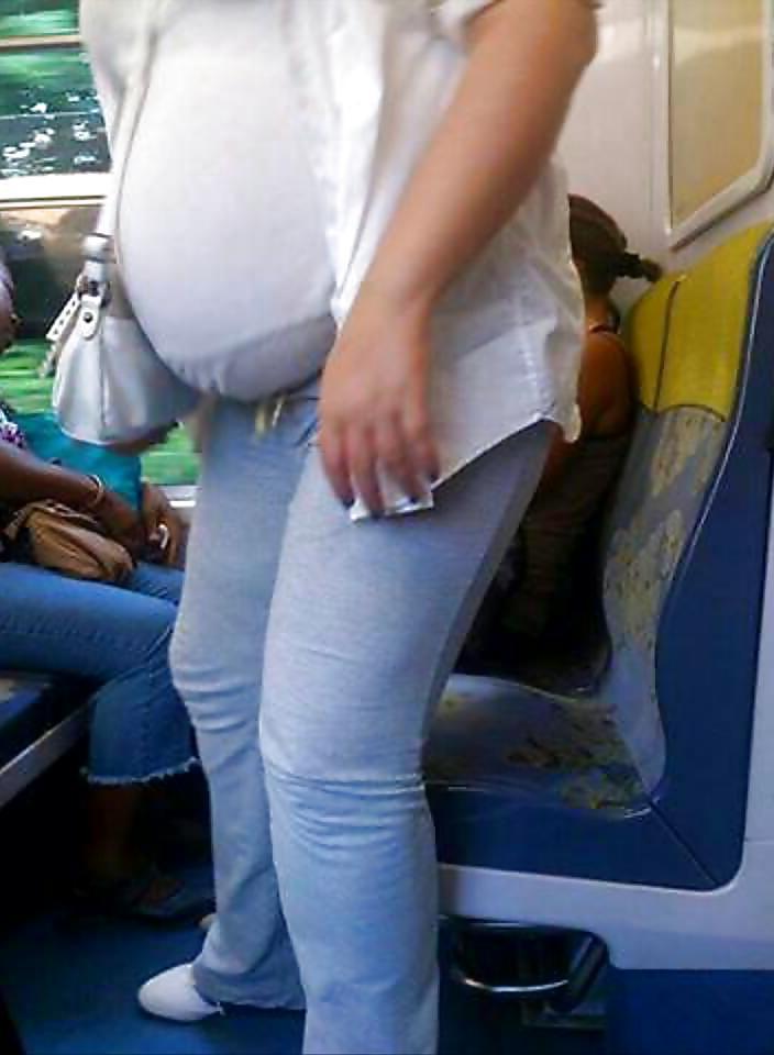 7P Pregnant voyeur in paris