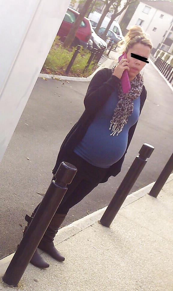 7P Pregnant voyeur in paris