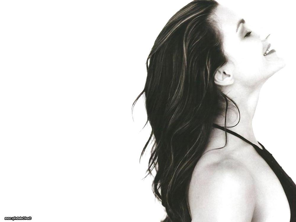 12P XES  SEX IN THE CITY BOMBSHELL KRISTIN DAVIS IN B&W