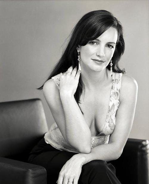 12P XES  SEX IN THE CITY BOMBSHELL KRISTIN DAVIS IN B&W