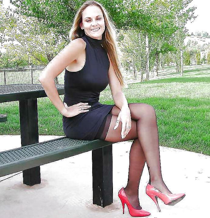 25P Stockings and heels lovers paradise lll