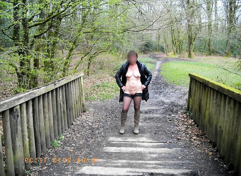 9P Stroll in the park