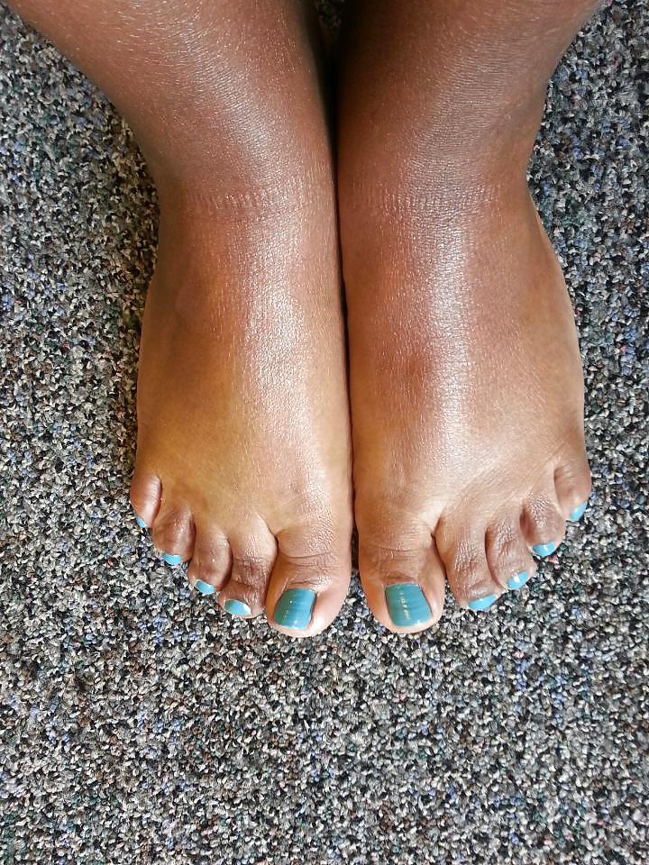 9P My homegirl feet and soles at home and work