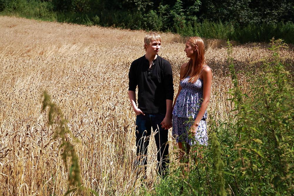 19P Teen Couple fucking in the field