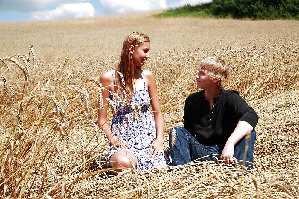 19P Teen Couple fucking in the field