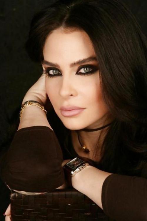 25P The Hottest Arab Women of 2010