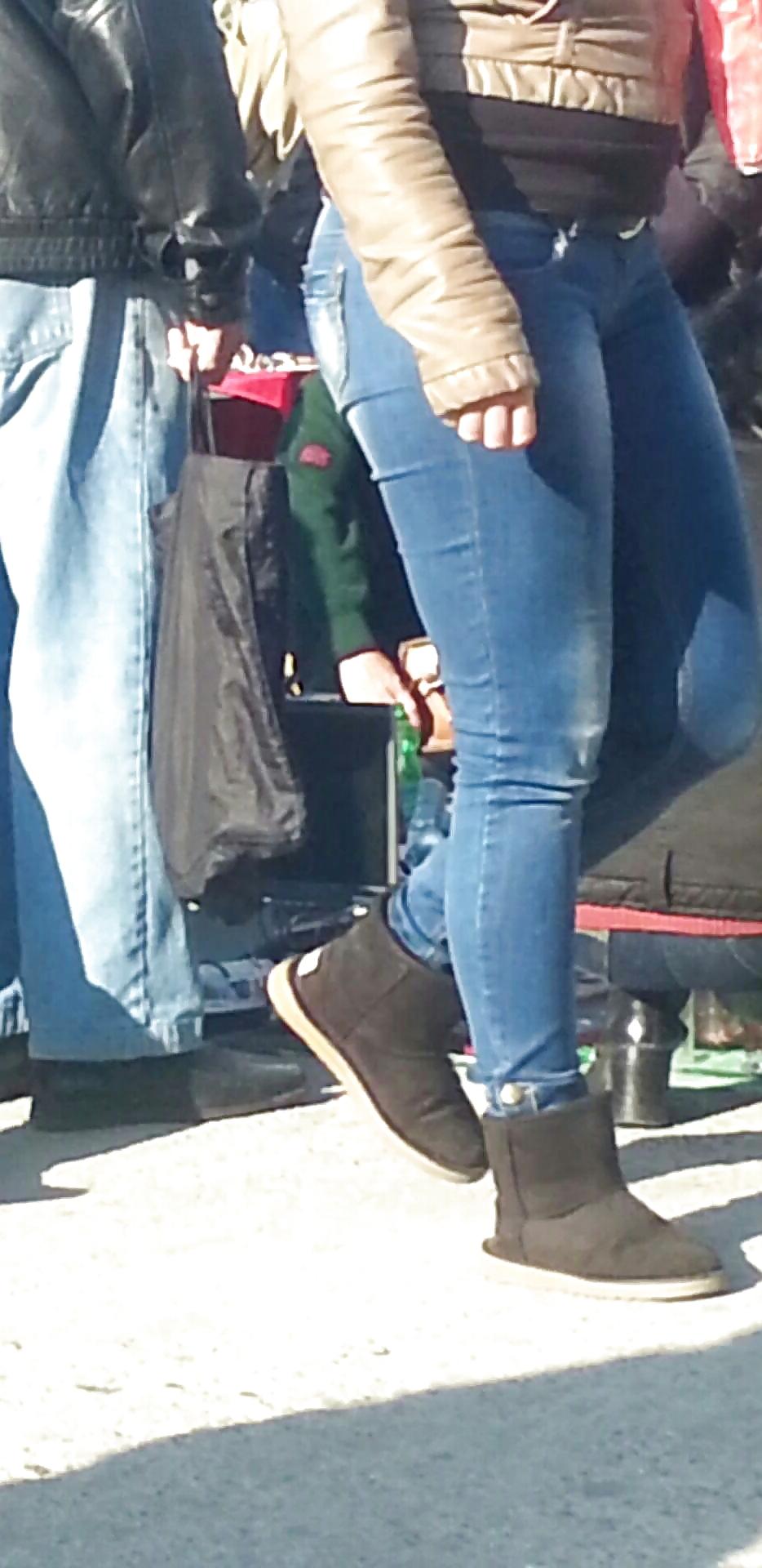 5P Sexy feet teens romanian