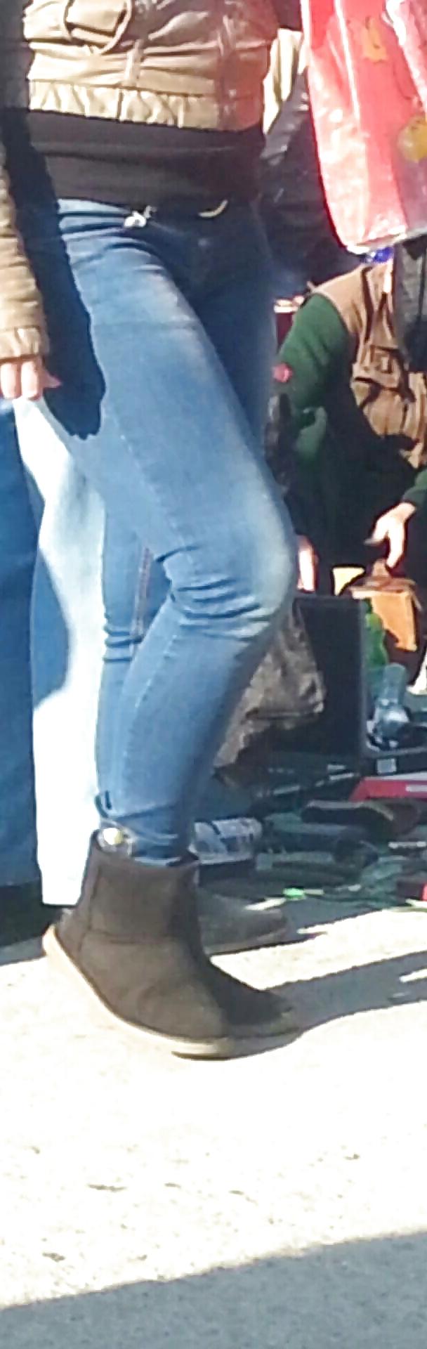 5P Sexy feet teens romanian