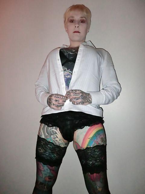 9P Hermaphrodite - You've Got To See It To Believe It