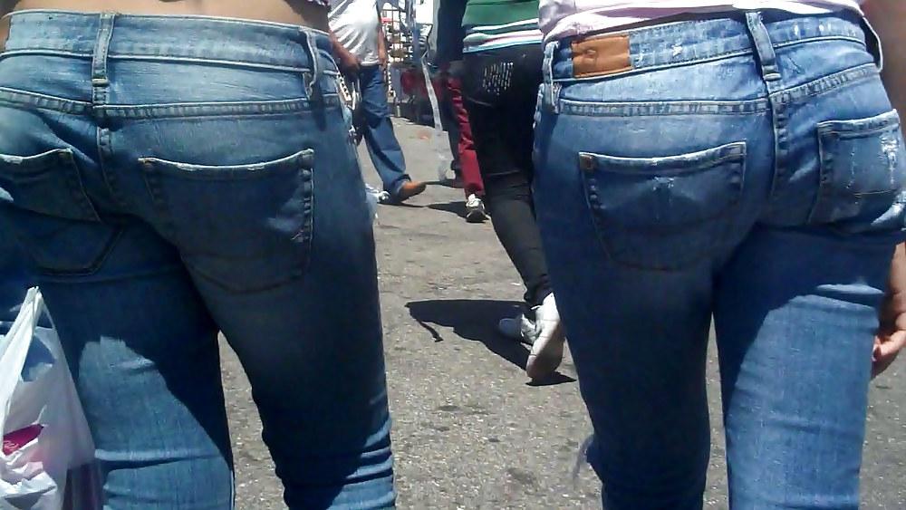 25P Love to look at ass & Butt in jeans pics
