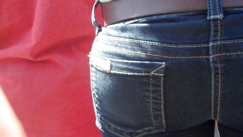 25P Love to look at ass & Butt in jeans pics