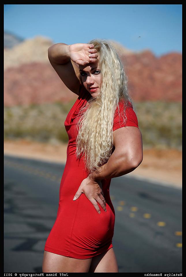 25P Female bodybuilder Nataliya Romanshko