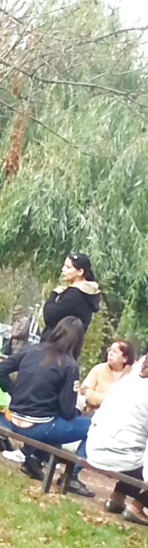 13P Upskirt ass girl in parck romanian