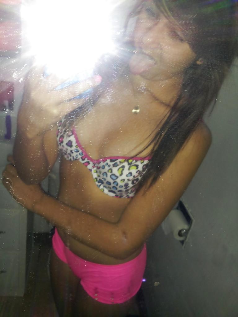 25P Cute Whore Girl Self Shot At Home