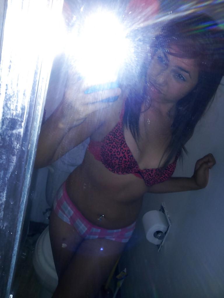 25P Cute Whore Girl Self Shot At Home