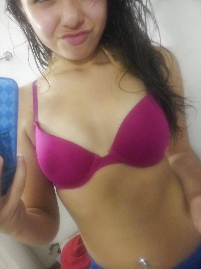 25P Cute Whore Girl Self Shot At Home