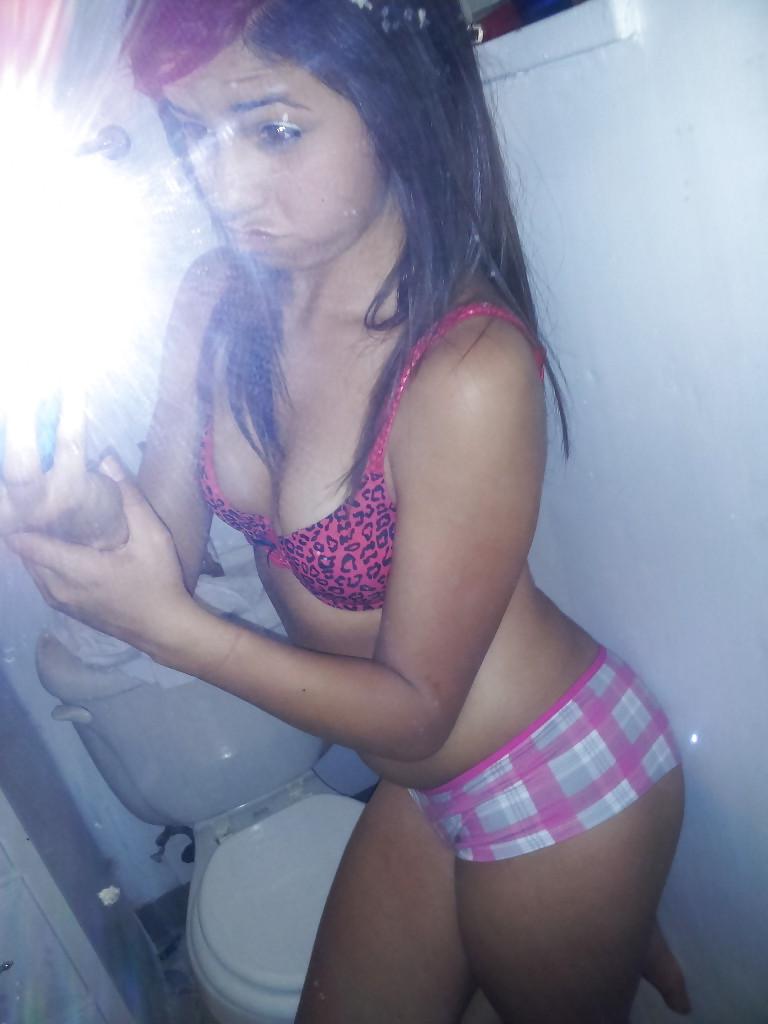 25P Cute Whore Girl Self Shot At Home
