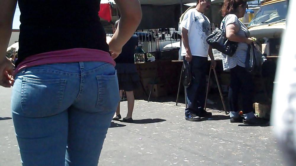 25P Edible butt and ass so nice in them jeans 