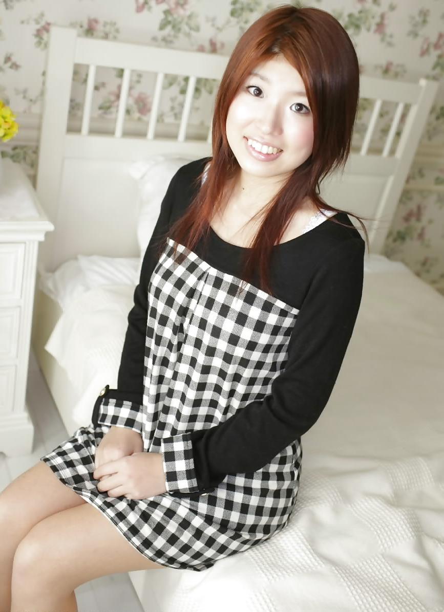 12P Aiokada in her bedroom!