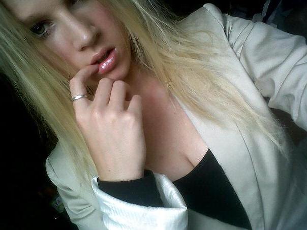 25P Dutch slut 19