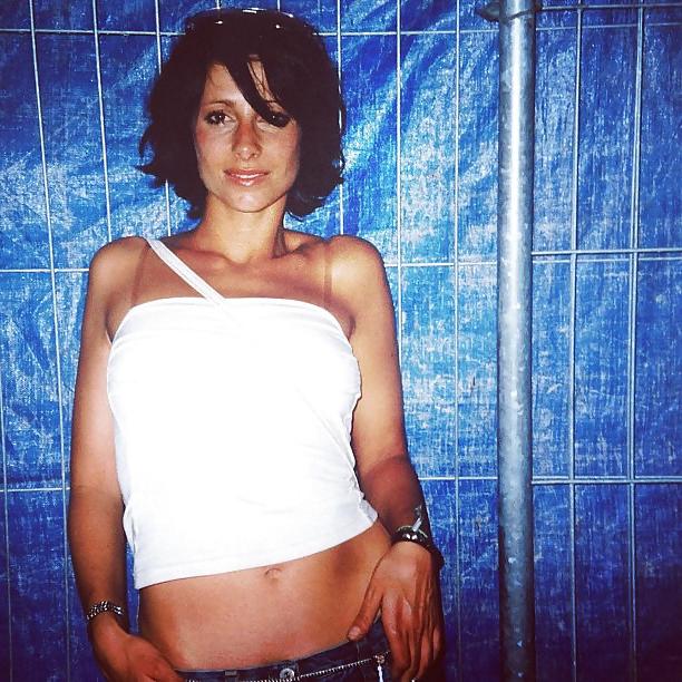 25P Dutch celeb, Barbara karel