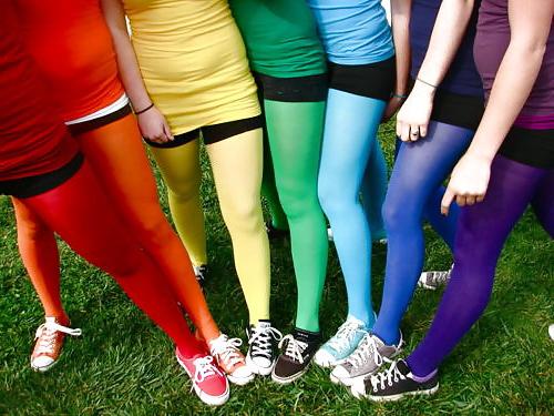 10P Pantyhose with Sneakers
