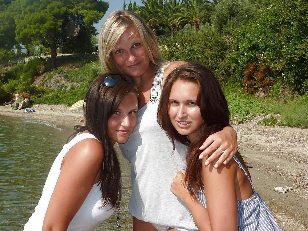 25P Teens on holiday