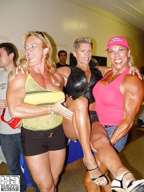 25P Muscle dyke mistress