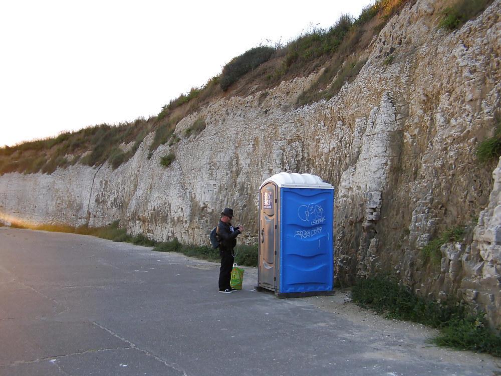 4P The new doctor poo, entering his Tardis