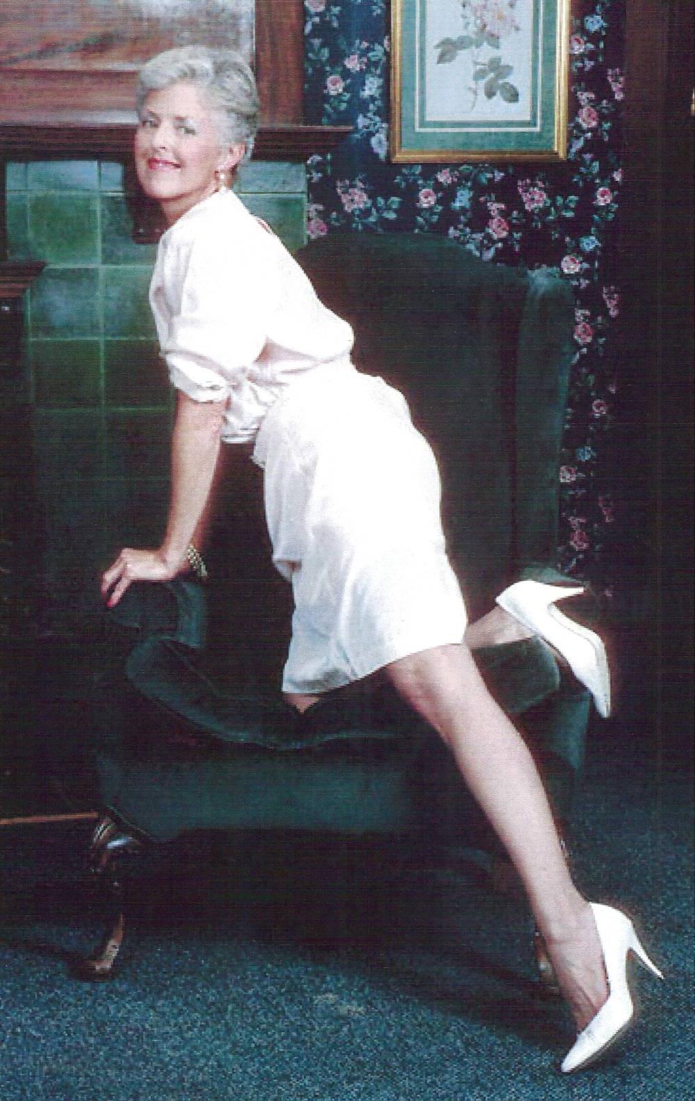 25P JULIET ANDERSON the Original MILF!
