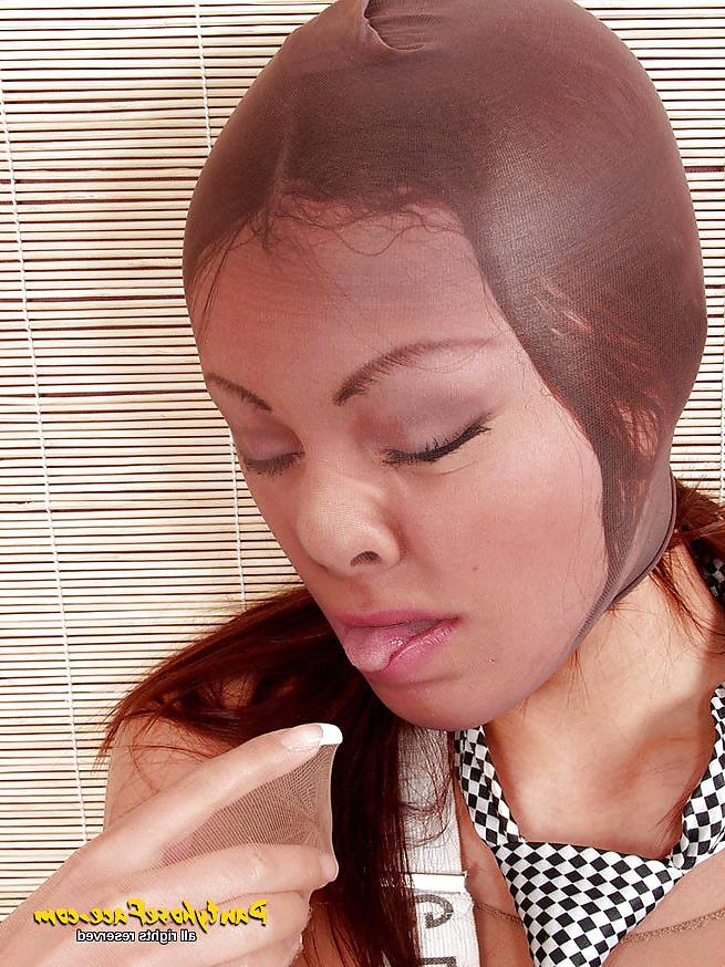 25P Pantyhose Encasement 2