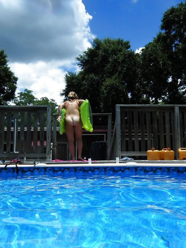 16P Teens' Pool Party